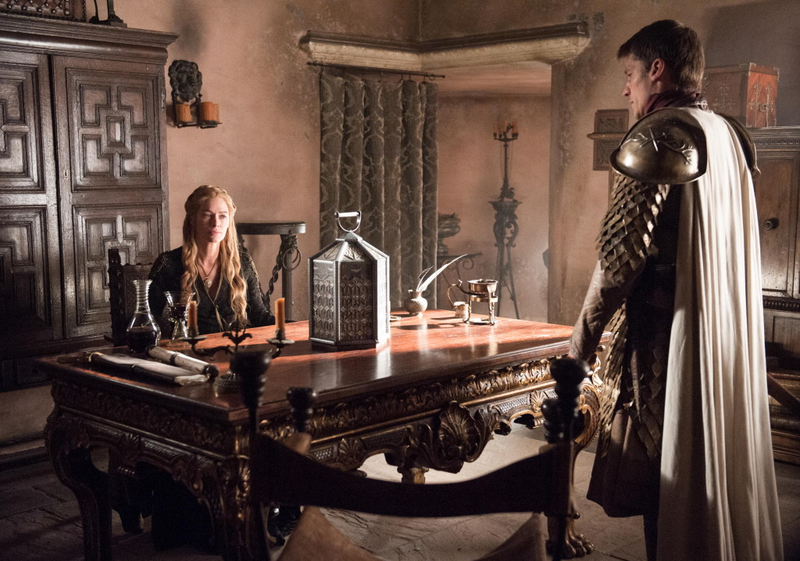 Illustration for article titled Here are new photos of Game Of Thrones characters learning the next book isn’t done yet